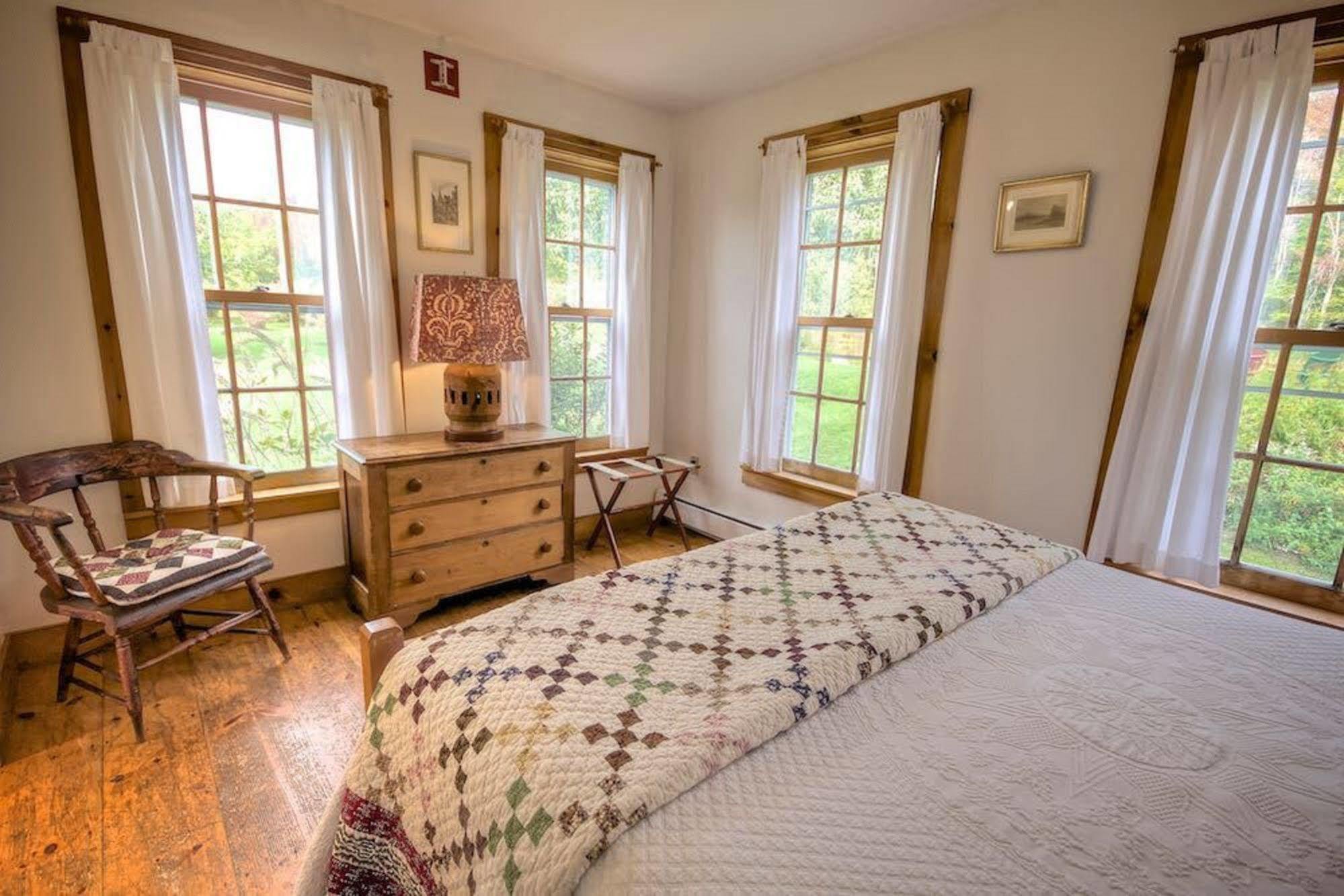 Blueberry Hill Inn Brandon Extérieur photo